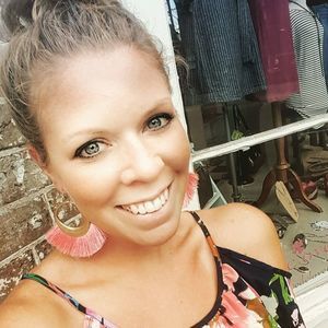 Meet your Posher, Cheri